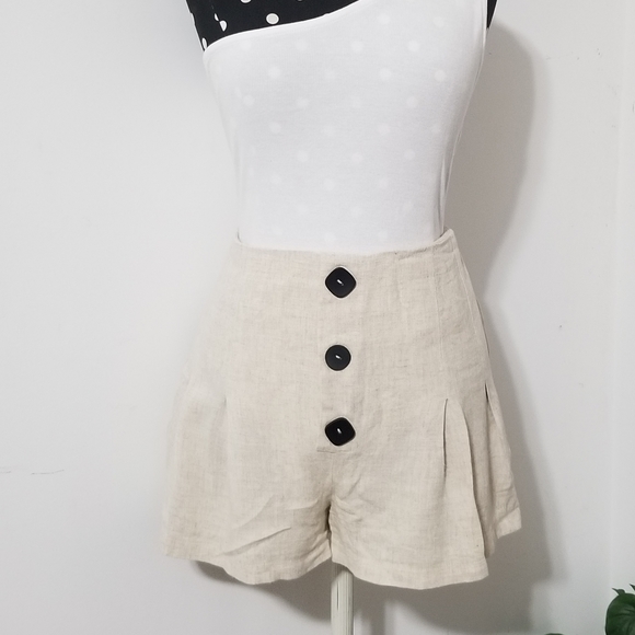 ANDY CREAM HIGH WAISTED SHORTS 6 8 10 - Picture 2 of 8